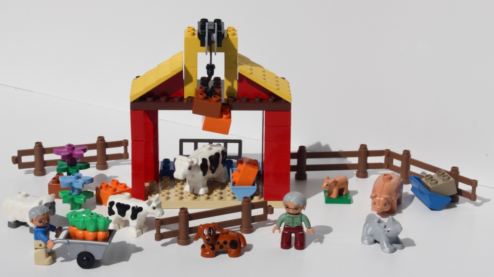 Bild 1 von 4686 - Ville kleiner Bauernhof  / (Variante) gebraucht gut- ohne OVP & Bauanleitung