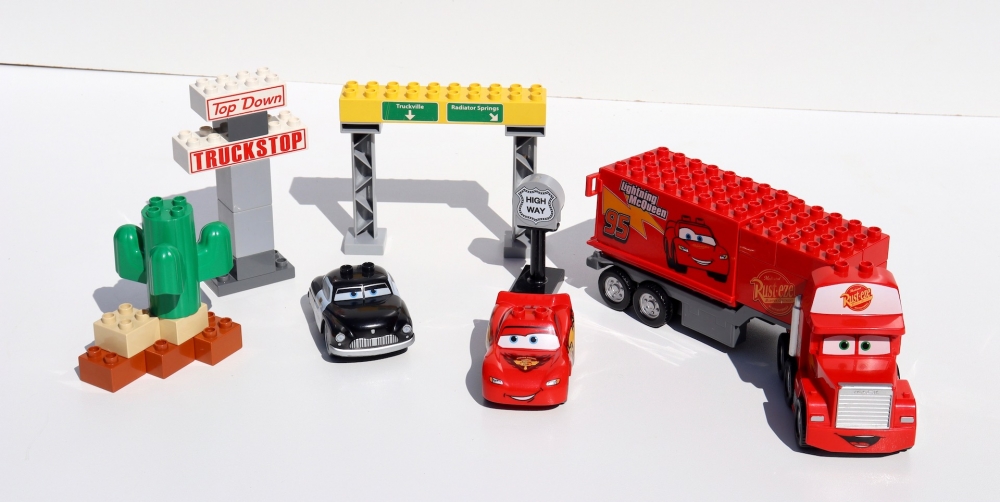 Bild 1 von 5816 - Cars Mack auf großer Fahrt  / (Variante) gebraucht gut- ohne OVP & Bauanleitung